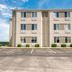 Hotel Markle In I-69